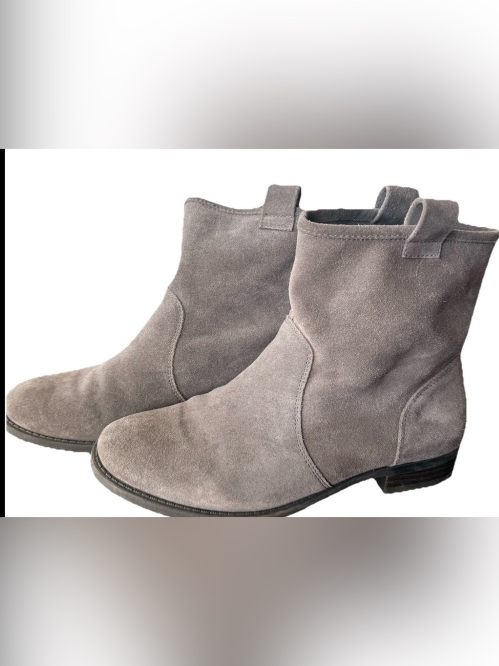 Sole Society Gray Suede Chelsea Ankle Boots Womens 7.5 Low Stacked Heel Pull On